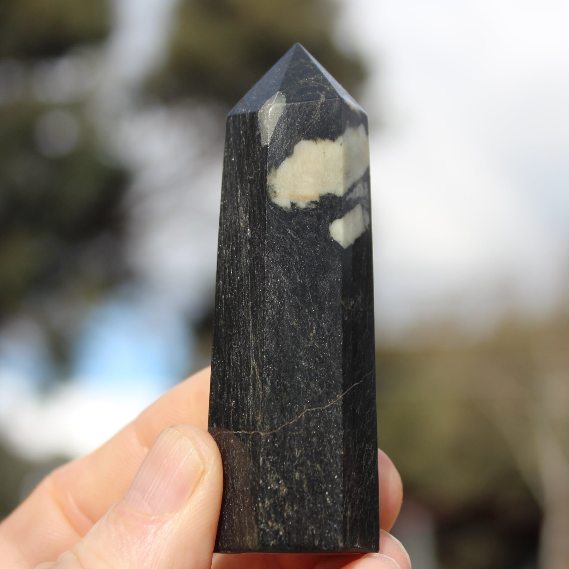 Chrysanthemum Stone wand 84g Rocks and Things