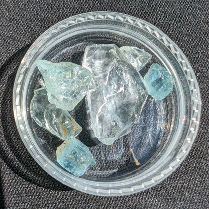 Aquamarine natural 6 crystals 6-7g