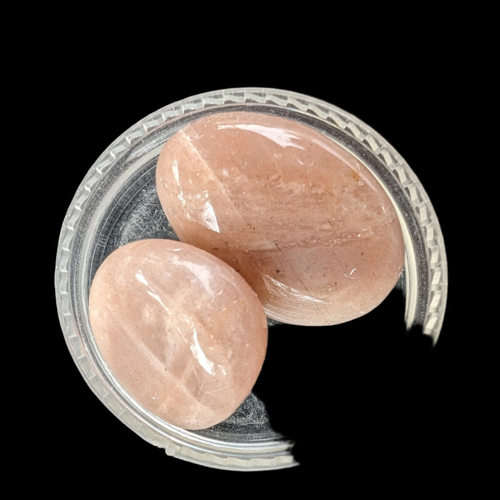 Golden Arusha Quartz 2-4 tumbled crystals 11-16g in sunshine