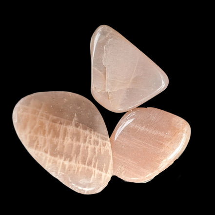 Golden Arusha Quartz 2-4 tumbled crystals 11-16g in sunshine