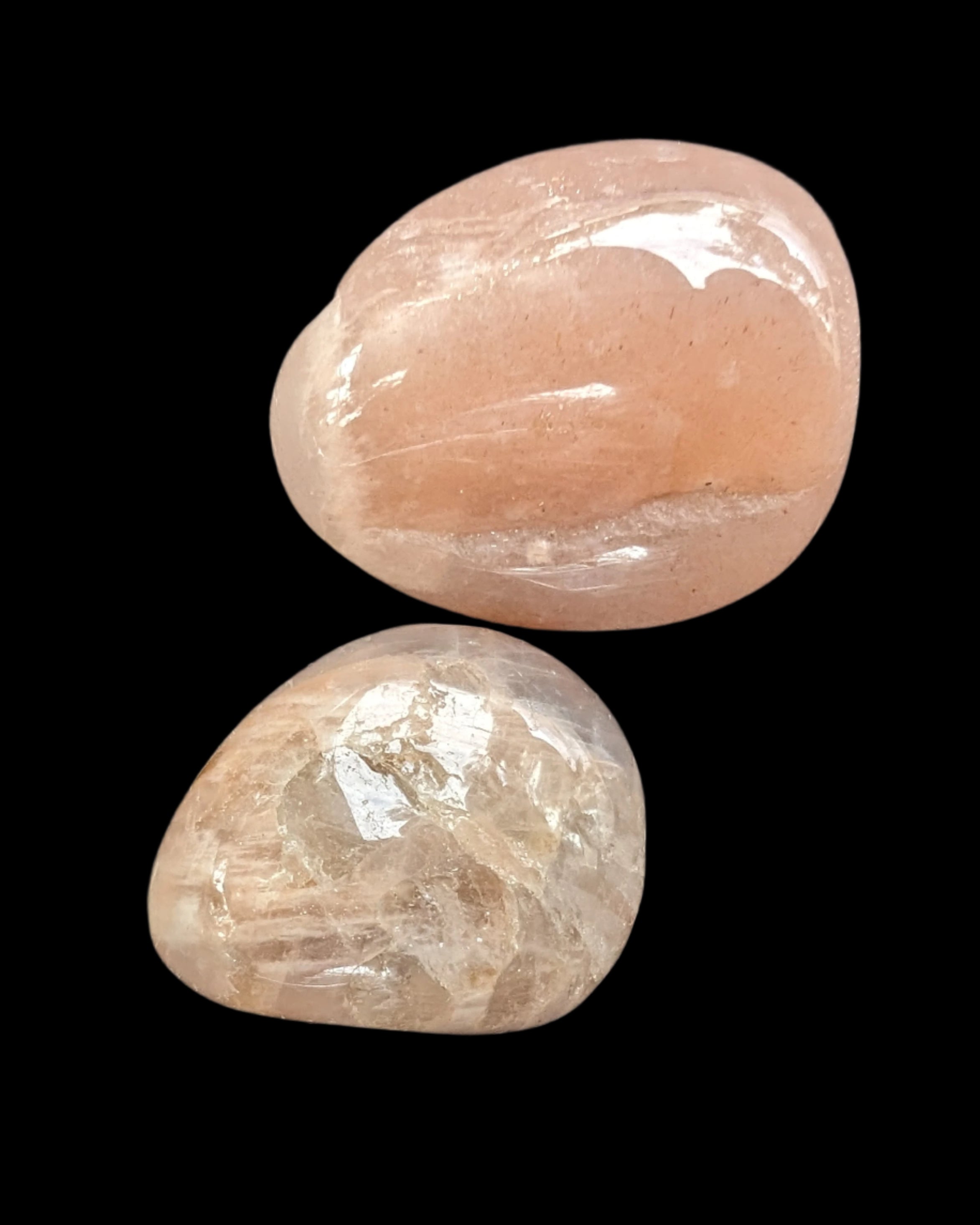 Golden Arusha Quartz 2-4 tumbled crystals 11-16g in sunshine