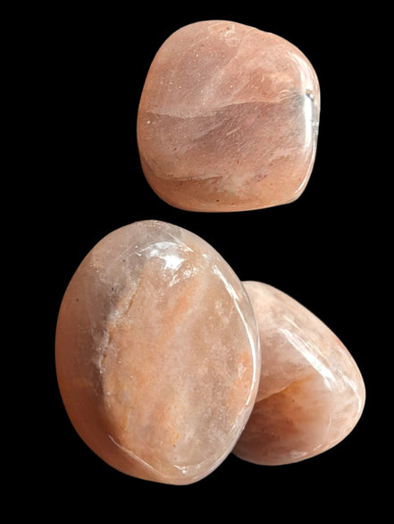 Golden Arusha Quartz 2-4 tumbled crystals 11-16g in sunshine