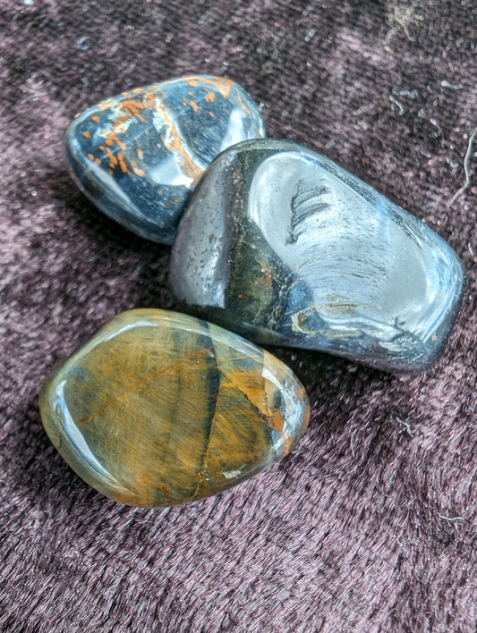 Blue Tigers Eye 3 tumbled stones 10-12g Rocks and Things