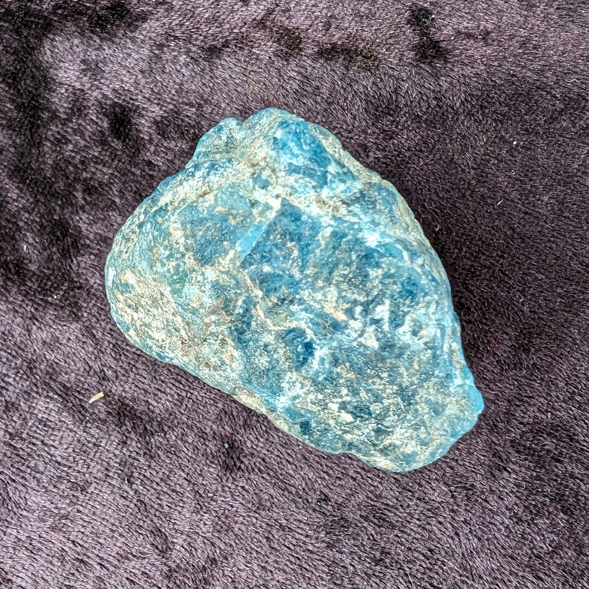 Blue Apatite rough 100g Rocks and Things