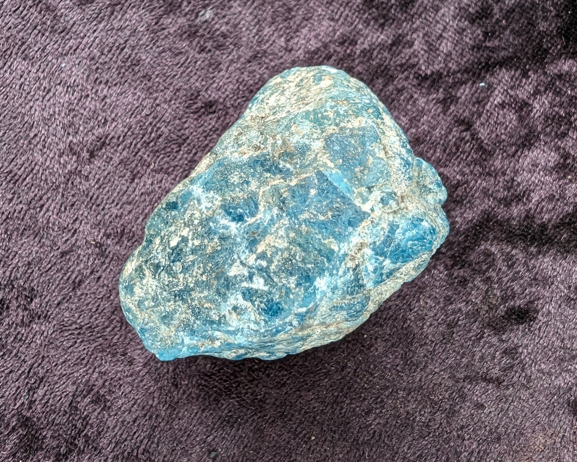 Blue Apatite rough 100g Rocks and Things