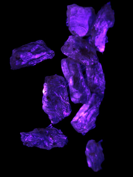 Golden Scapolite from Tanzania 6-8 crystals 7-8g Rocks and Things