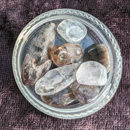 Auralite tiny tumbled crystals from Morocco 8-10g in sunlight - Rocks and Things Store