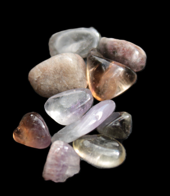Auralite tiny tumbled crystals from Morocco 8-10g in sunlight - Rocks and Things Store