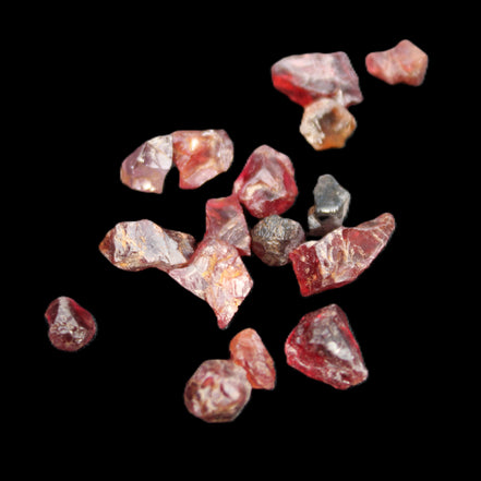 Garnet tiny rough crystals 6-8g in sunlight - Rocks and Things Store