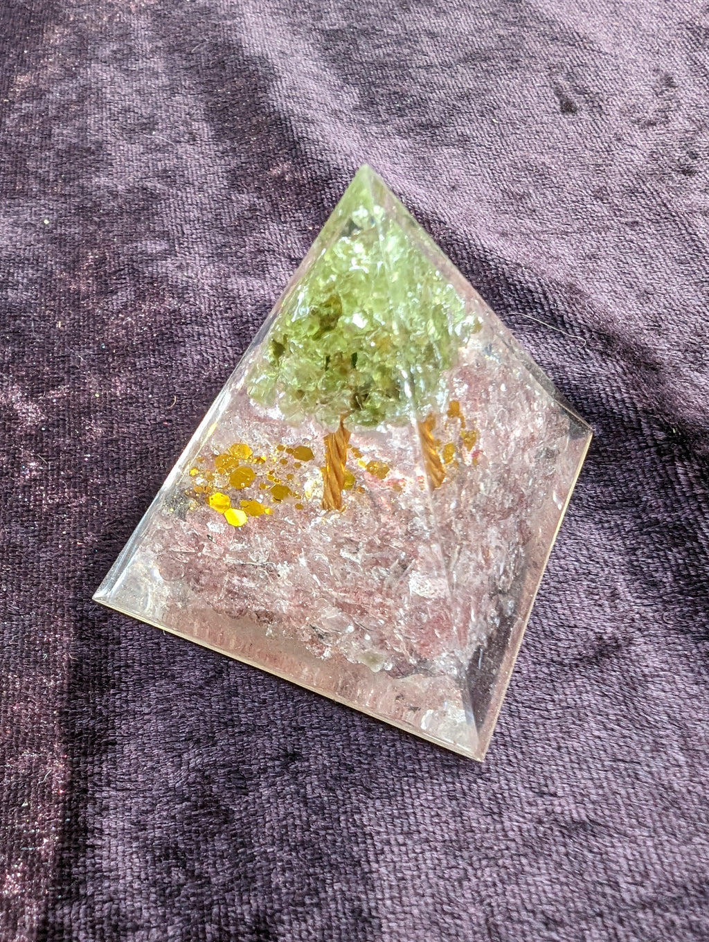 Orgone pyramid 67g Rocks and Things