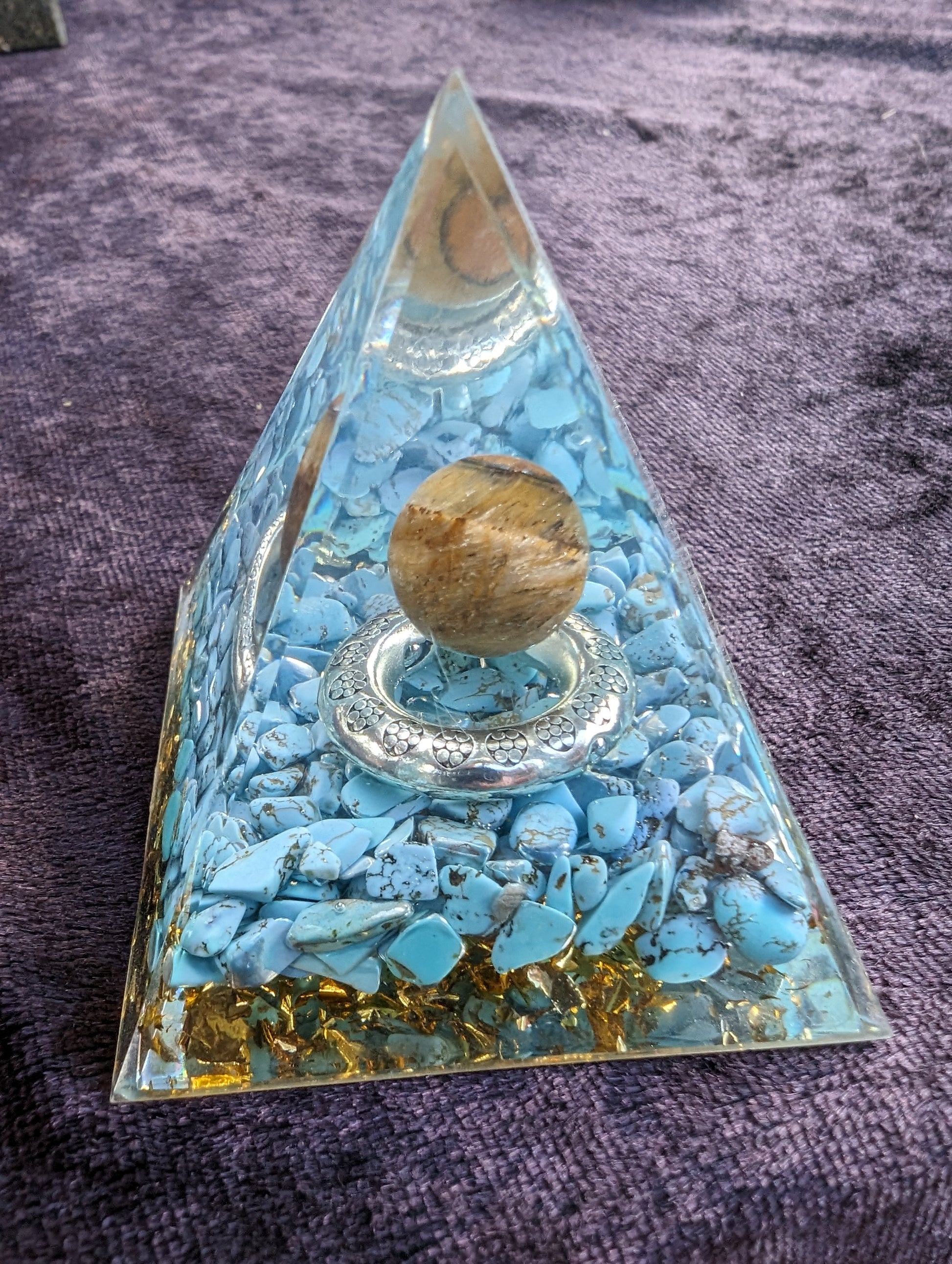 Orgone pyramid 65g Rocks and Things