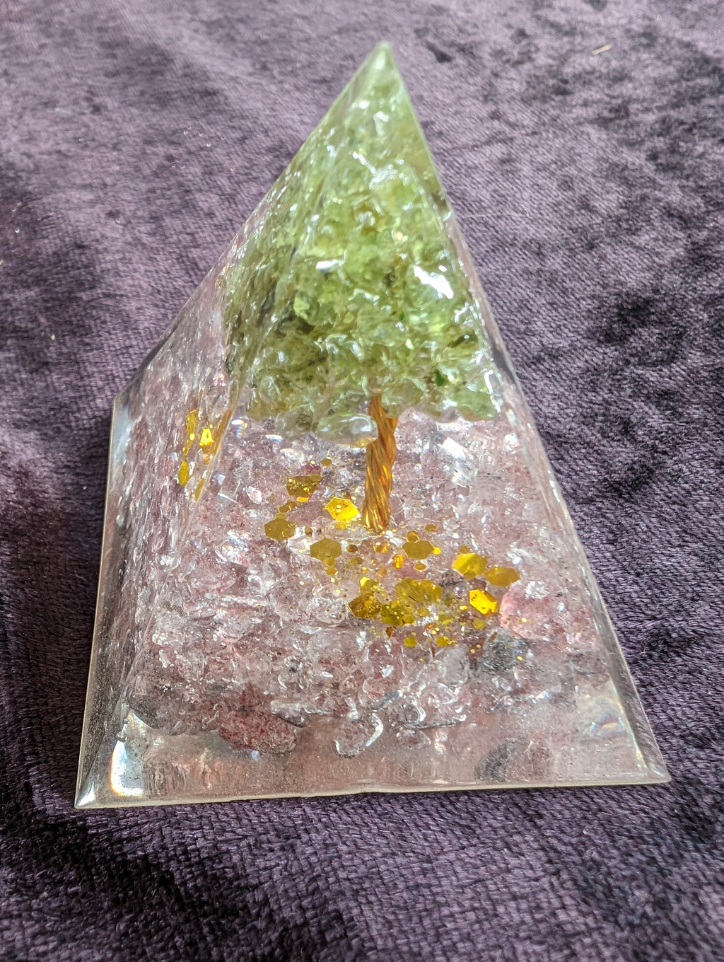 Orgone pyramid 67g Rocks and Things