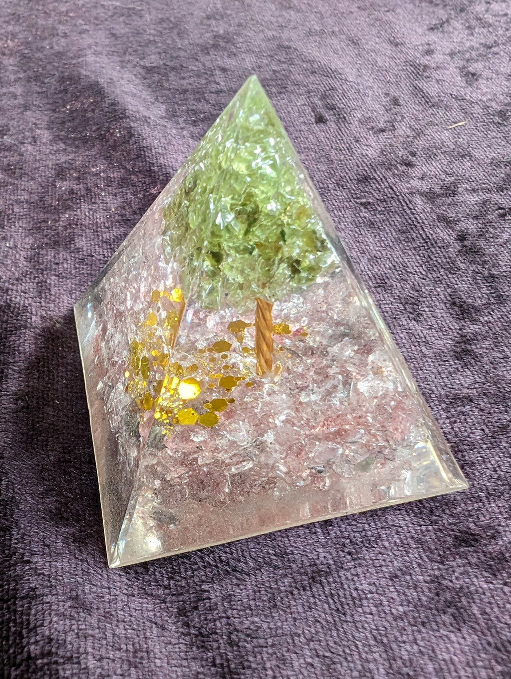 Orgone pyramid 67g Rocks and Things