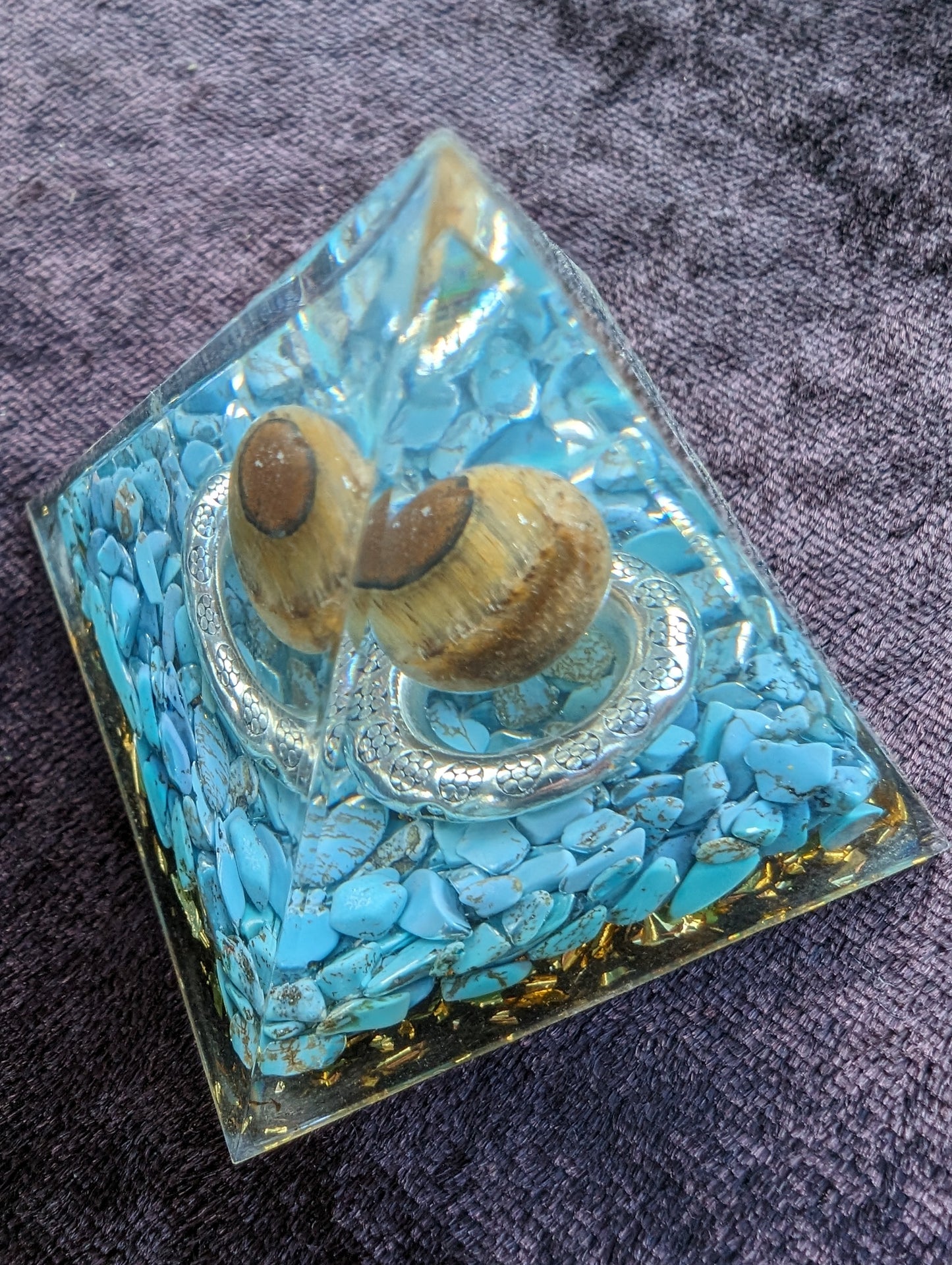 Orgone pyramid 65g Rocks and Things