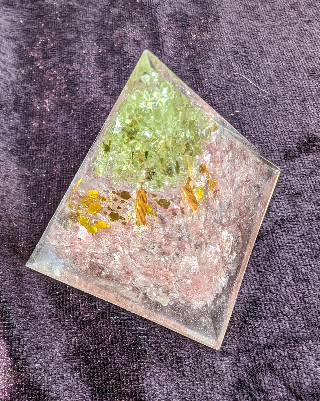 Orgone pyramid 67g Rocks and Things