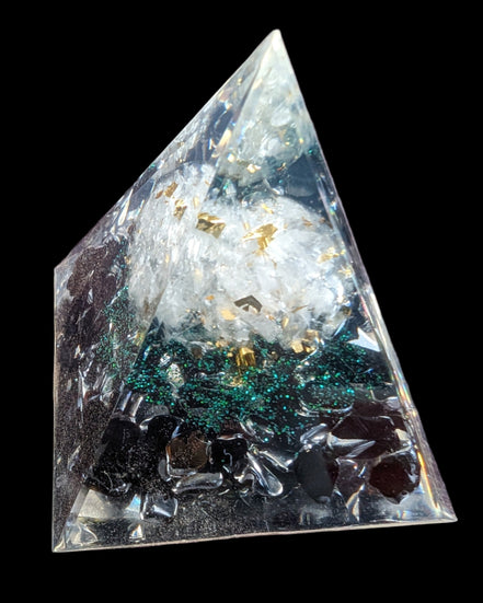 Orgone Tree of lLfe pyramid 63g - Rocks and Things Store