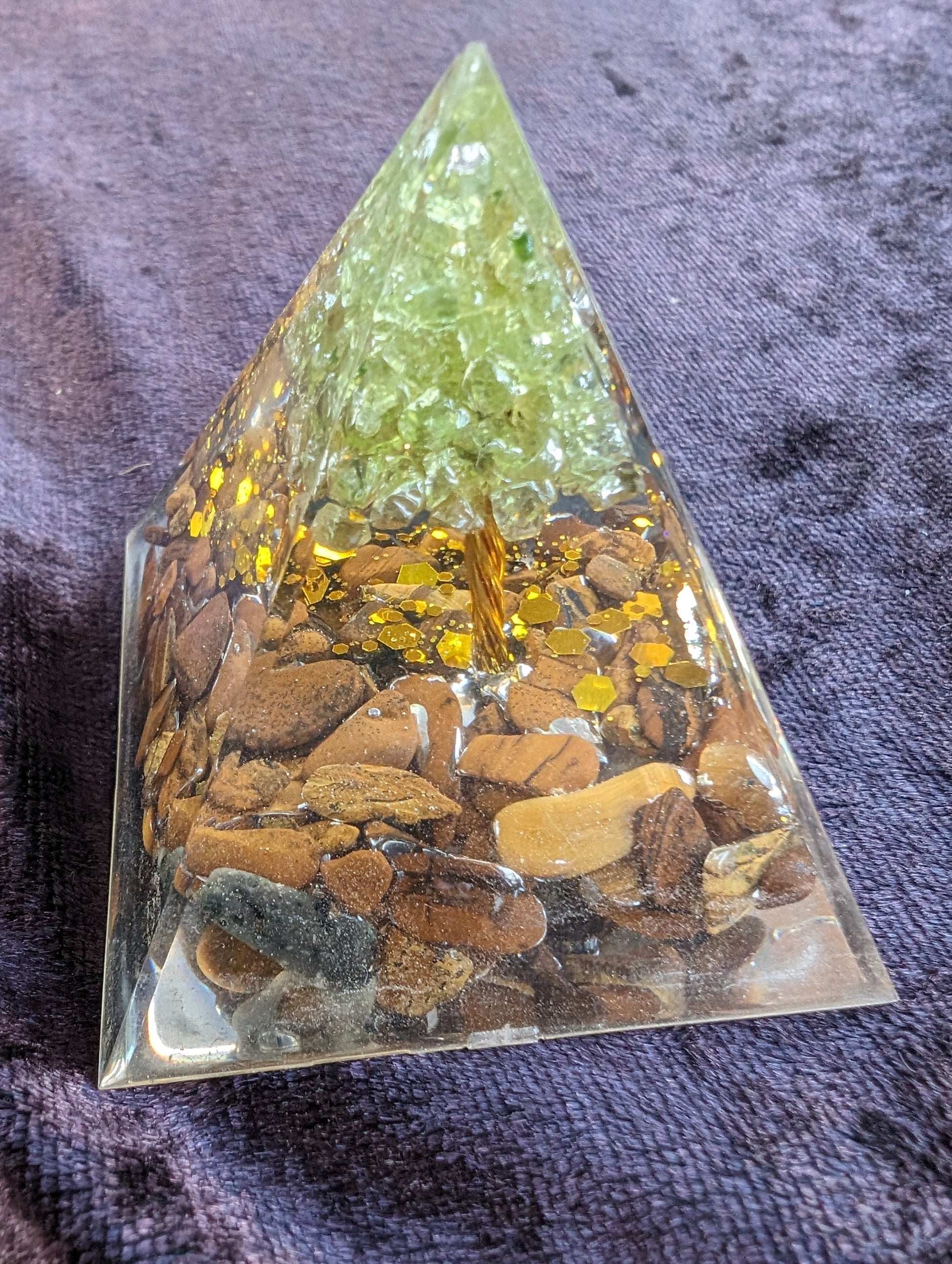 Orgone pyramid 65g Rocks and Things