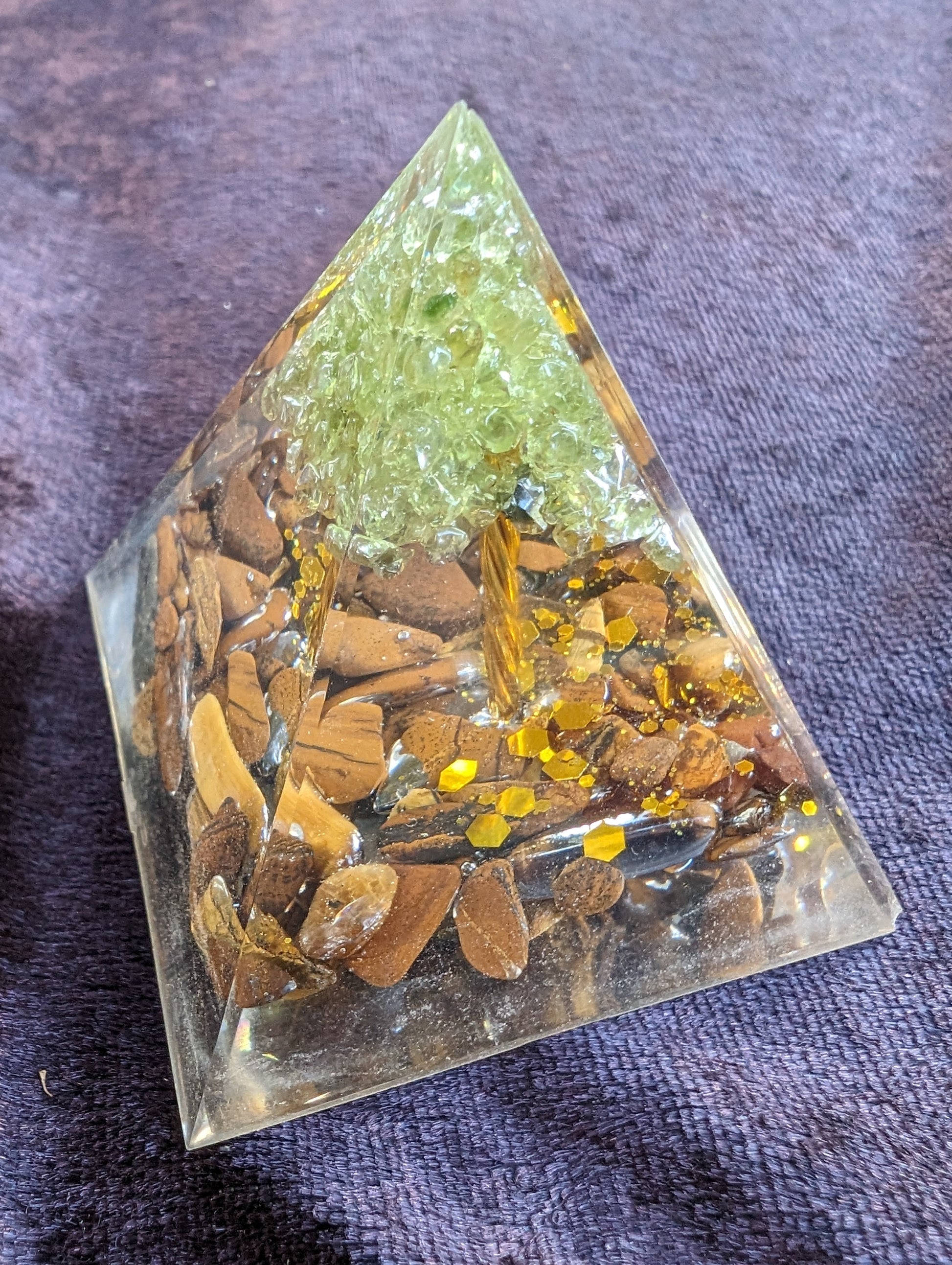 Orgone pyramid 65g Rocks and Things