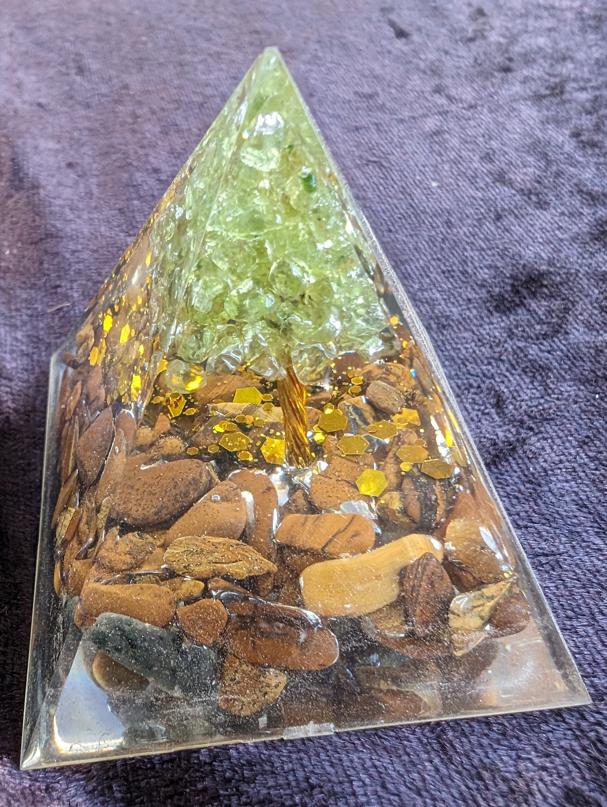 Orgone pyramid 65g Rocks and Things