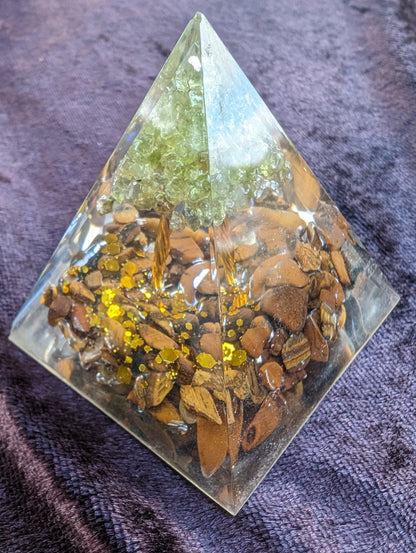 Orgone pyramid 65g Rocks and Things