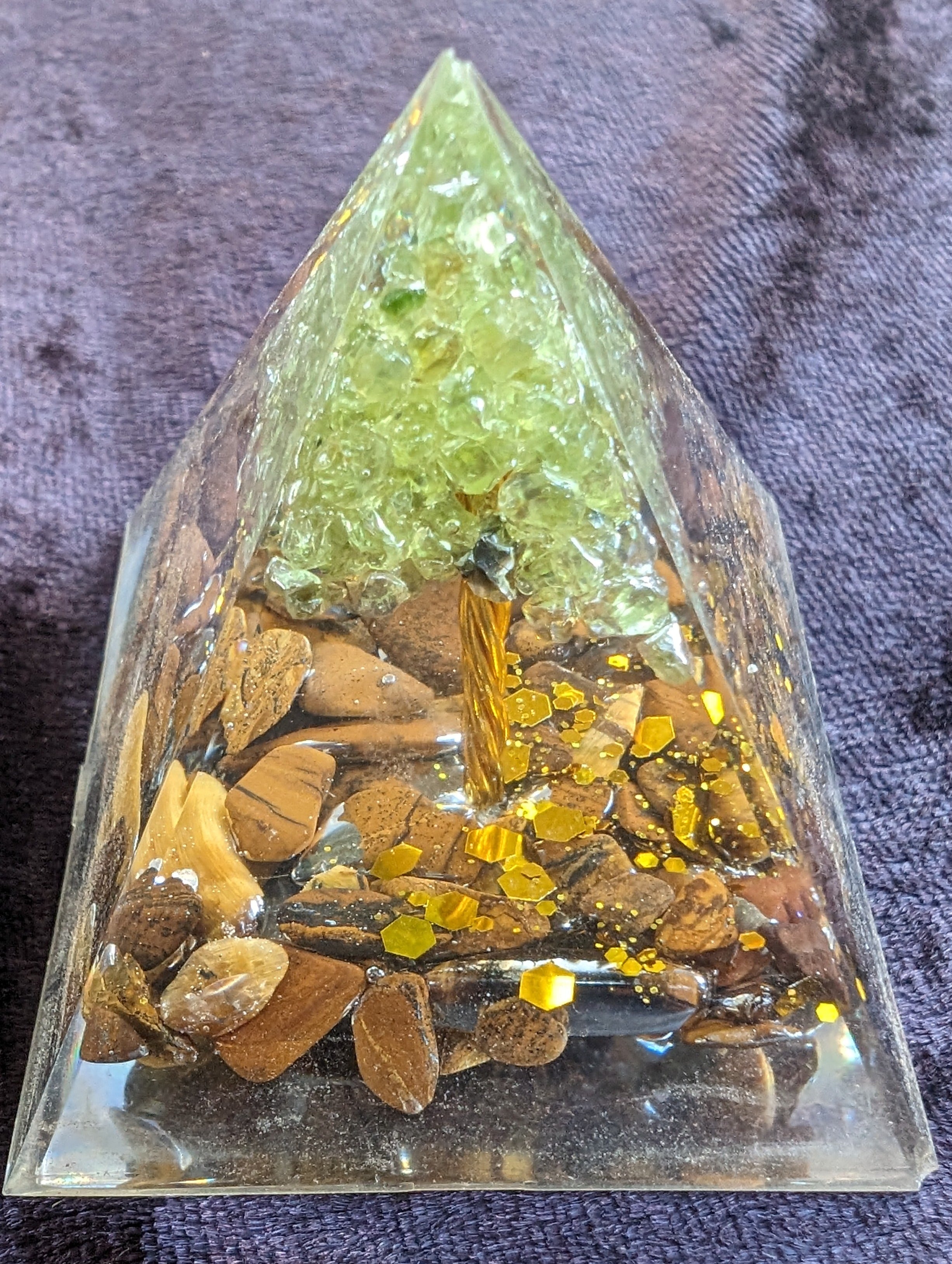 Orgone pyramid 65g Rocks and Things