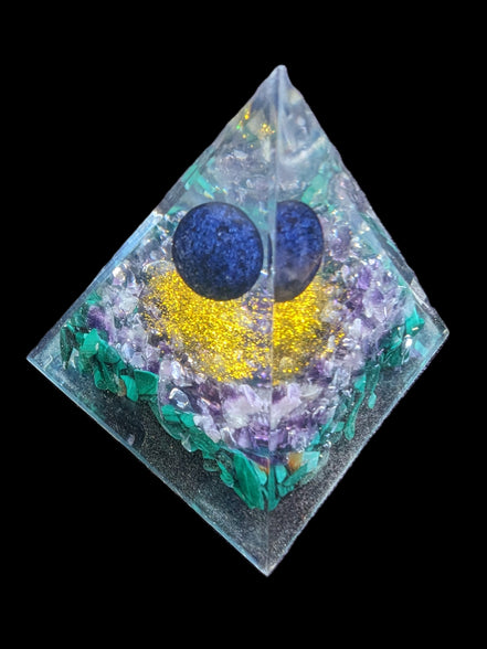 Orgone pyramid 67g Rocks and Things