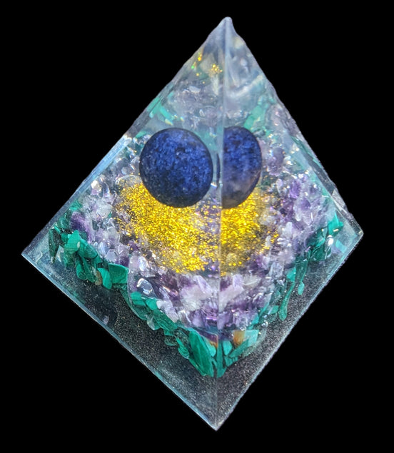 Orgone pyramid 67g Rocks and Things