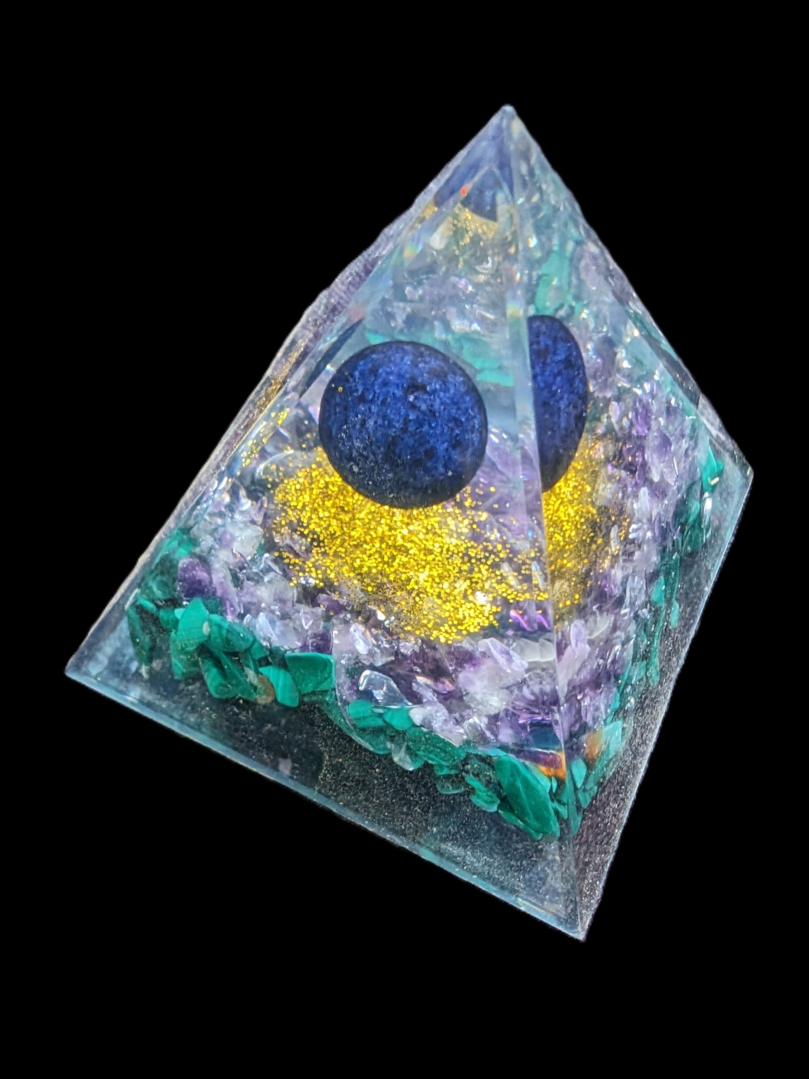 Orgone pyramid 67g Rocks and Things