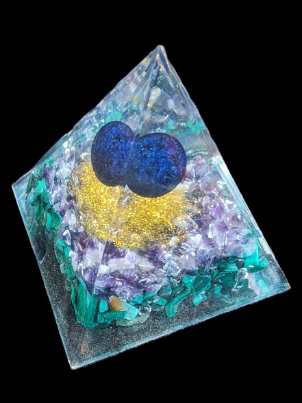 Orgone pyramid 67g Rocks and Things