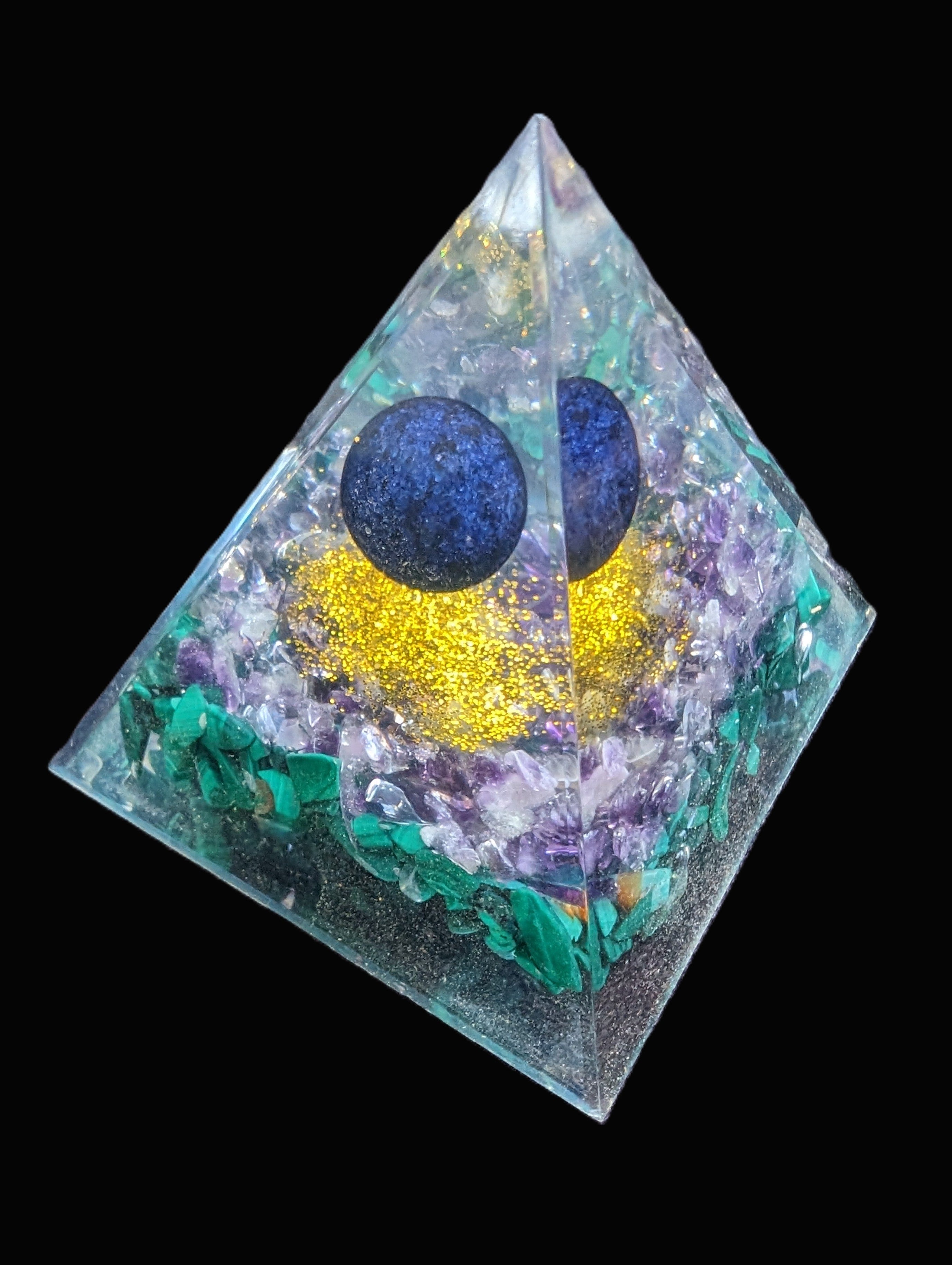 Orgone pyramid 67g Rocks and Things