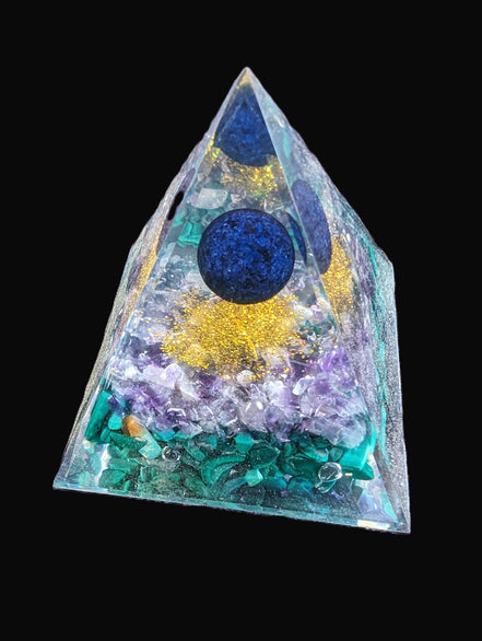 Orgone pyramid 67g Rocks and Things