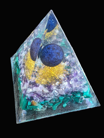 Orgone pyramid 67g Rocks and Things