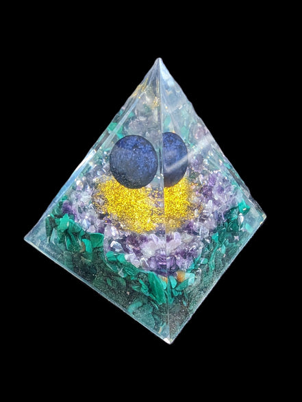 Orgone pyramid 67g Rocks and Things