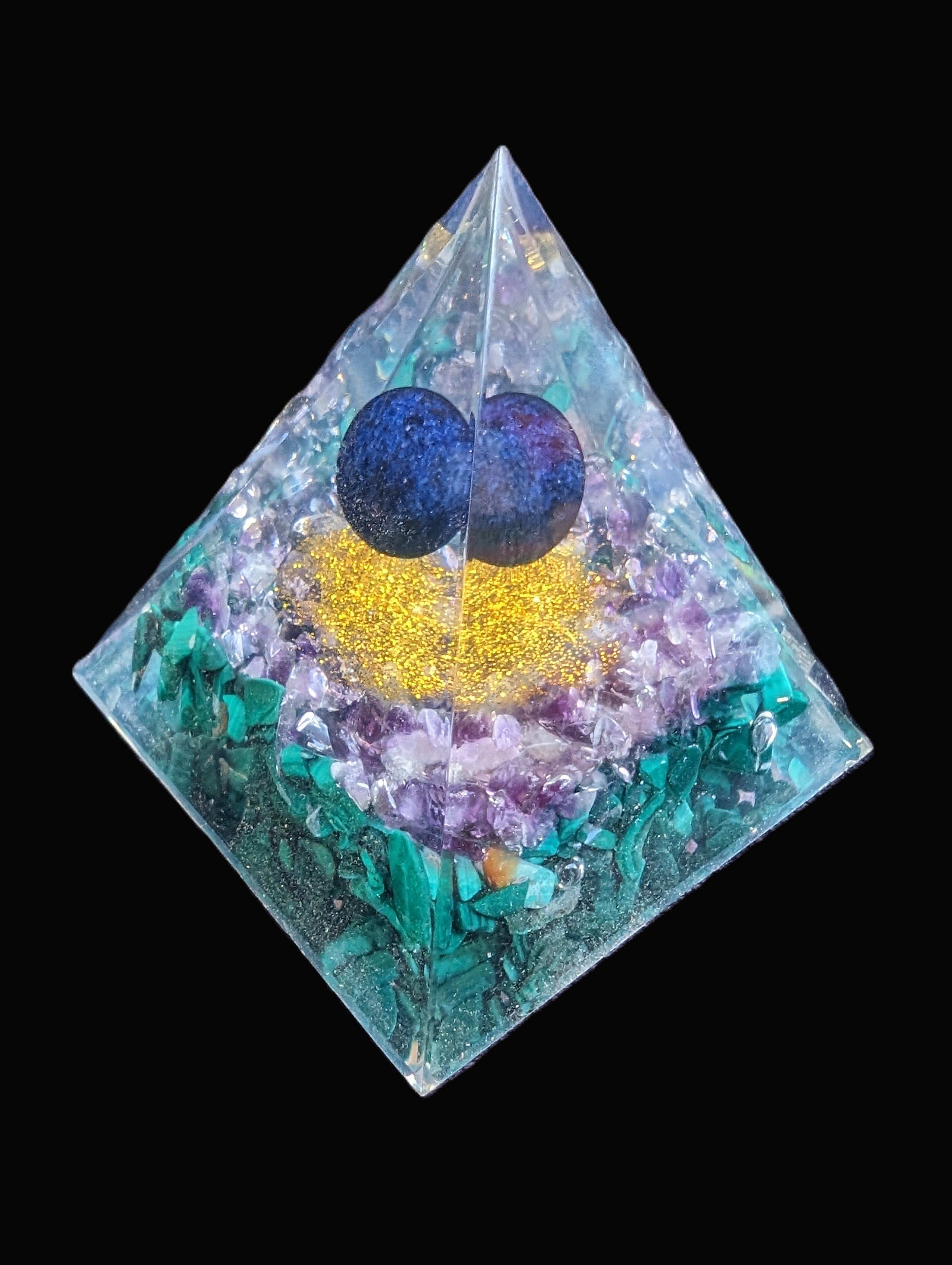 Orgone pyramid 67g Rocks and Things