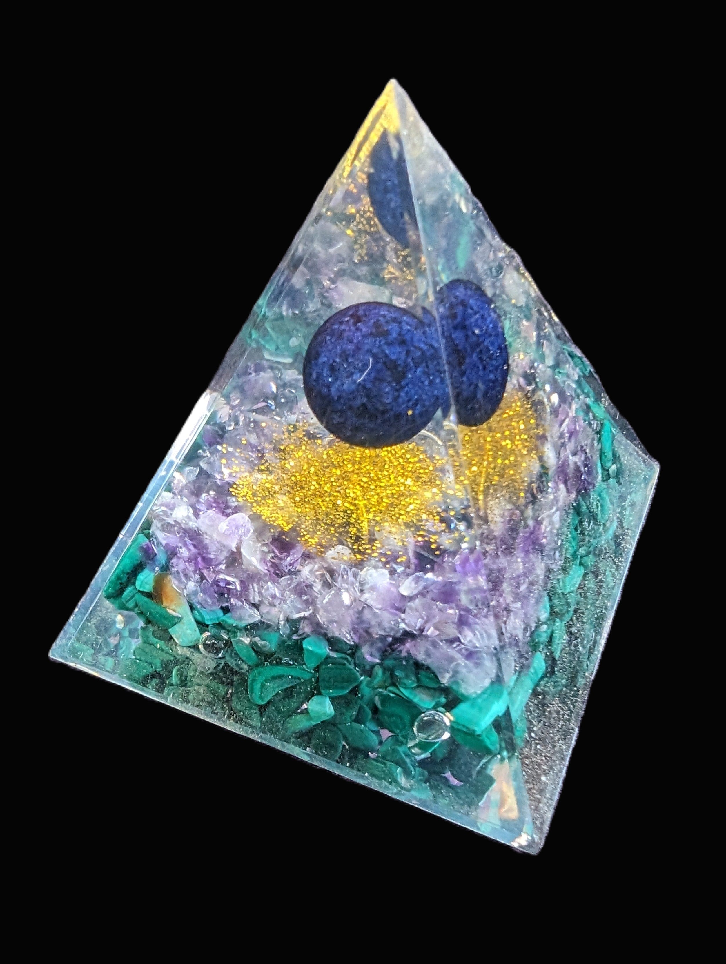 Orgone pyramid 67g Rocks and Things