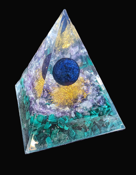 Orgone pyramid 67g Rocks and Things