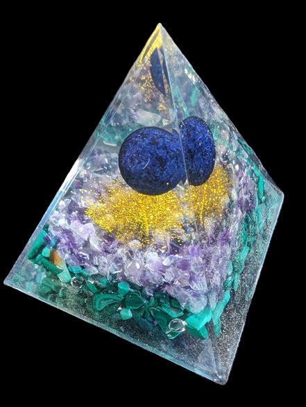 Orgone pyramid 67g Rocks and Things