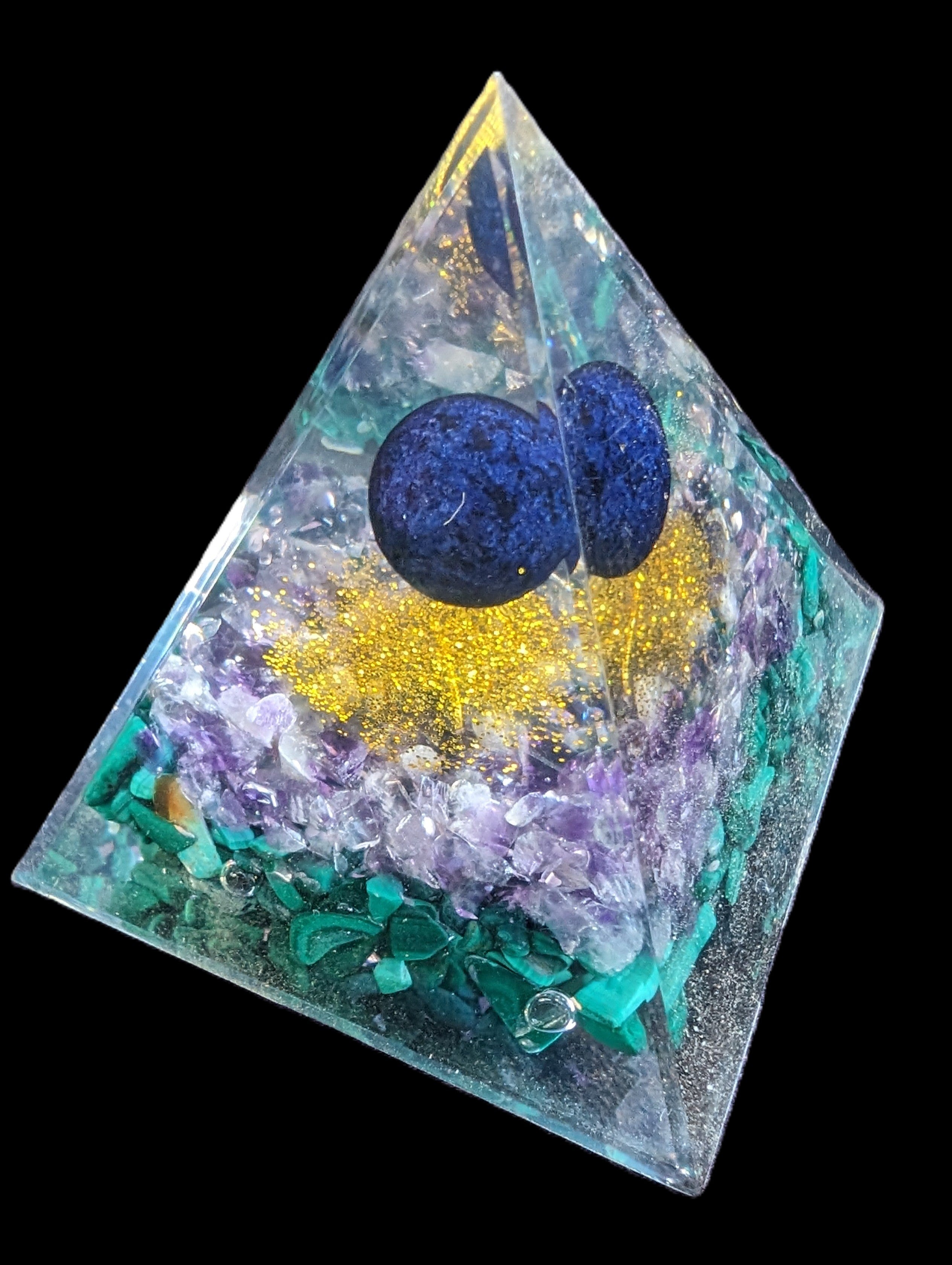 Orgone pyramid 67g Rocks and Things