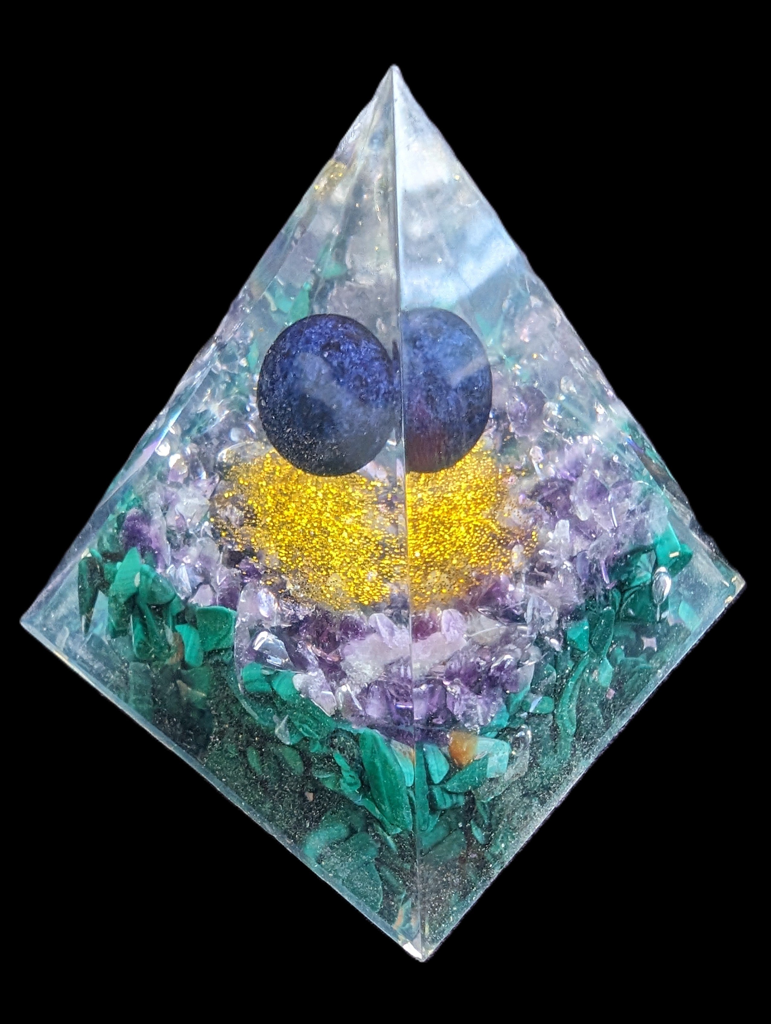 Orgone pyramid 67g Rocks and Things
