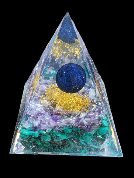 Orgone pyramid 67g Rocks and Things