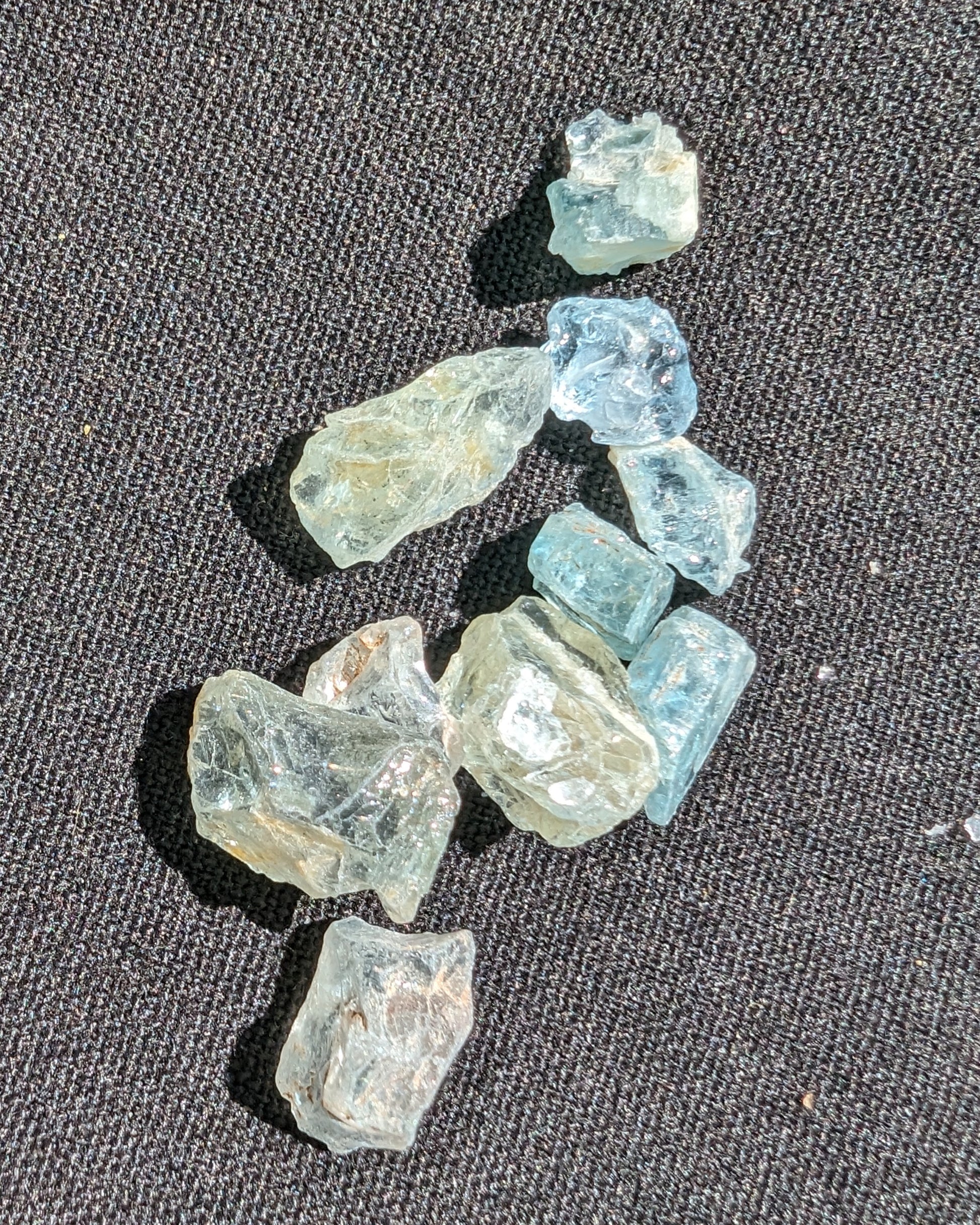 Aquamarine natural tiny crystals 6-7g Rocks and Things