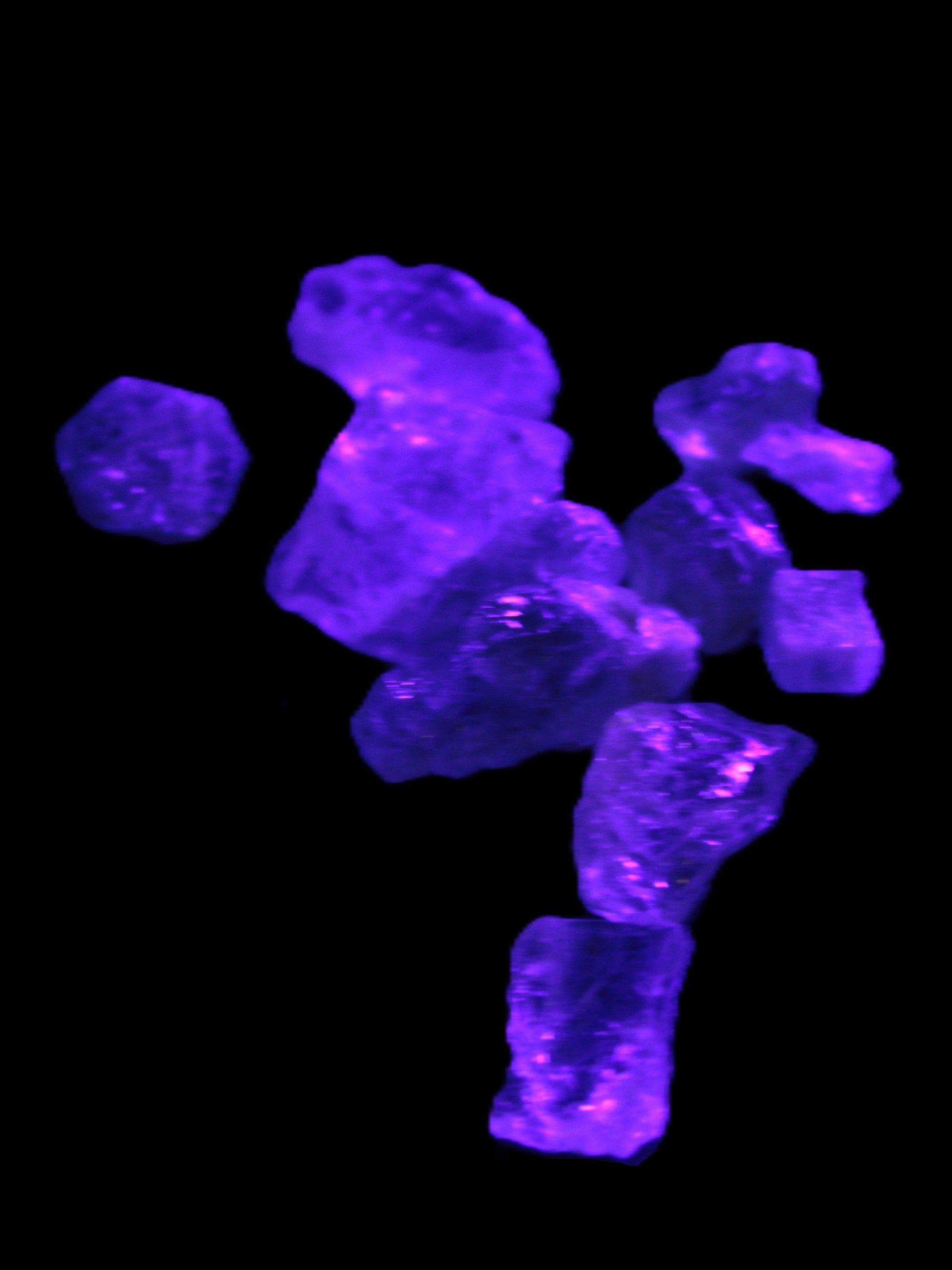 Aquamarine tiny natural crystals 6-7g in UV light - Rocks and Things Store