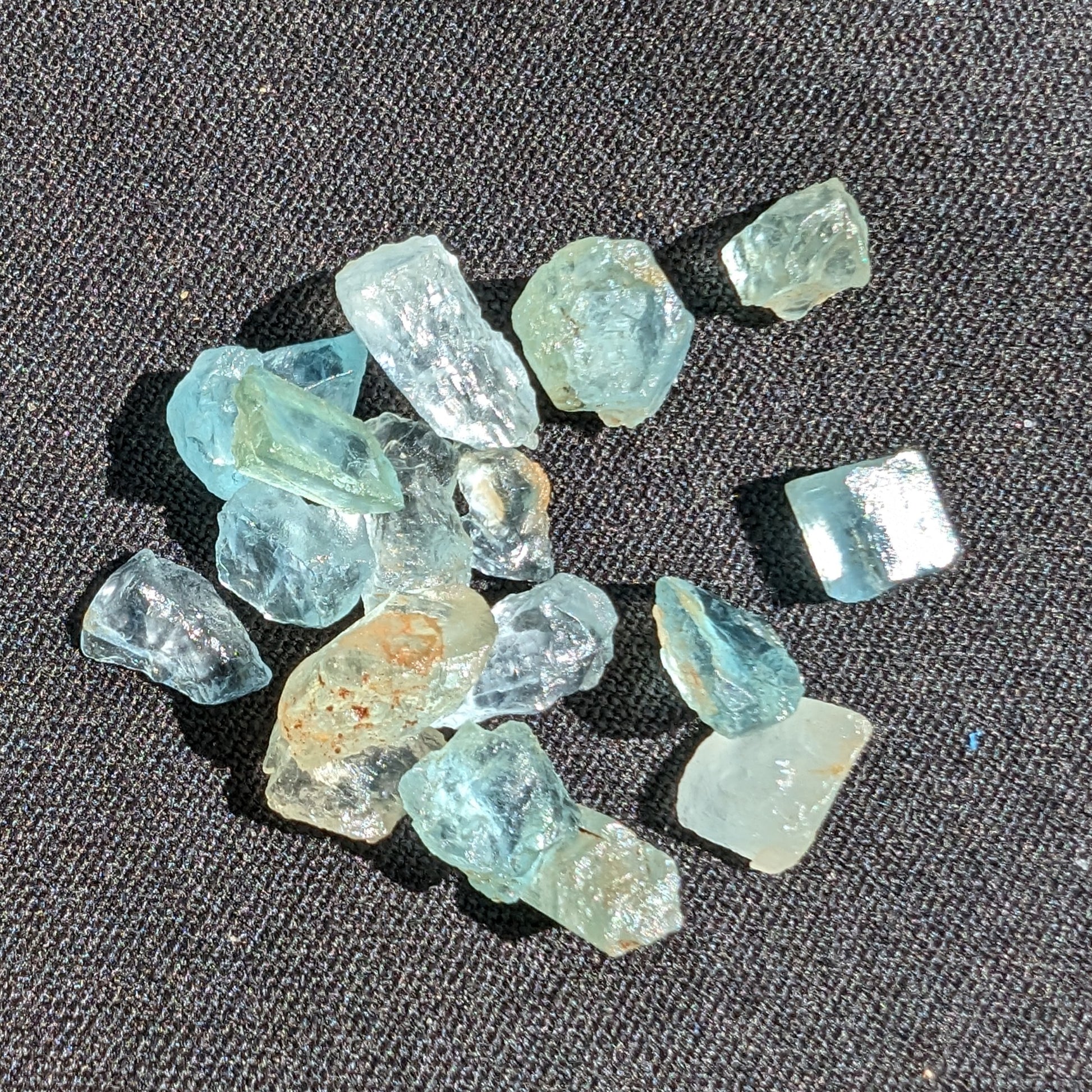 Aquamarine natural tiny crystals 6-7g Rocks and Things