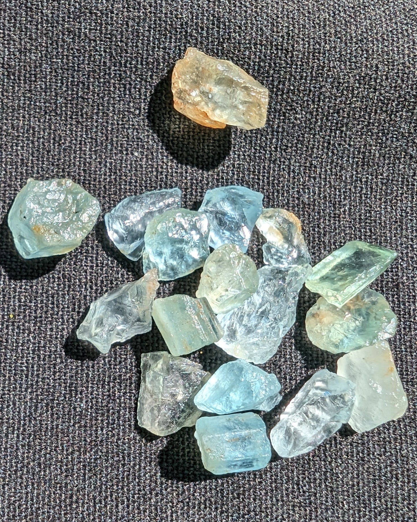 Aquamarine natural tiny crystals 6-7g Rocks and Things