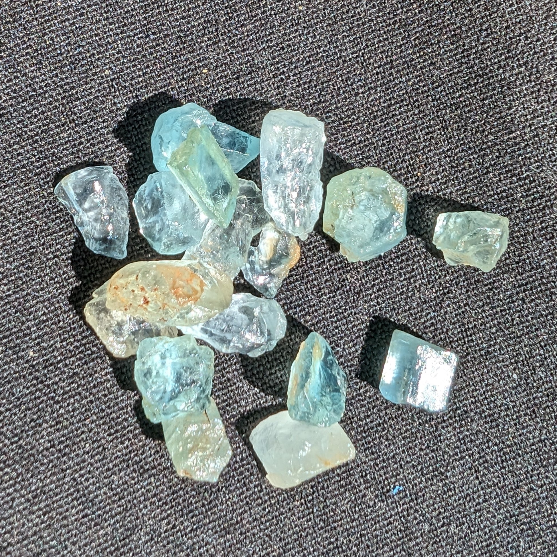 Aquamarine natural tiny crystals 6-7g Rocks and Things