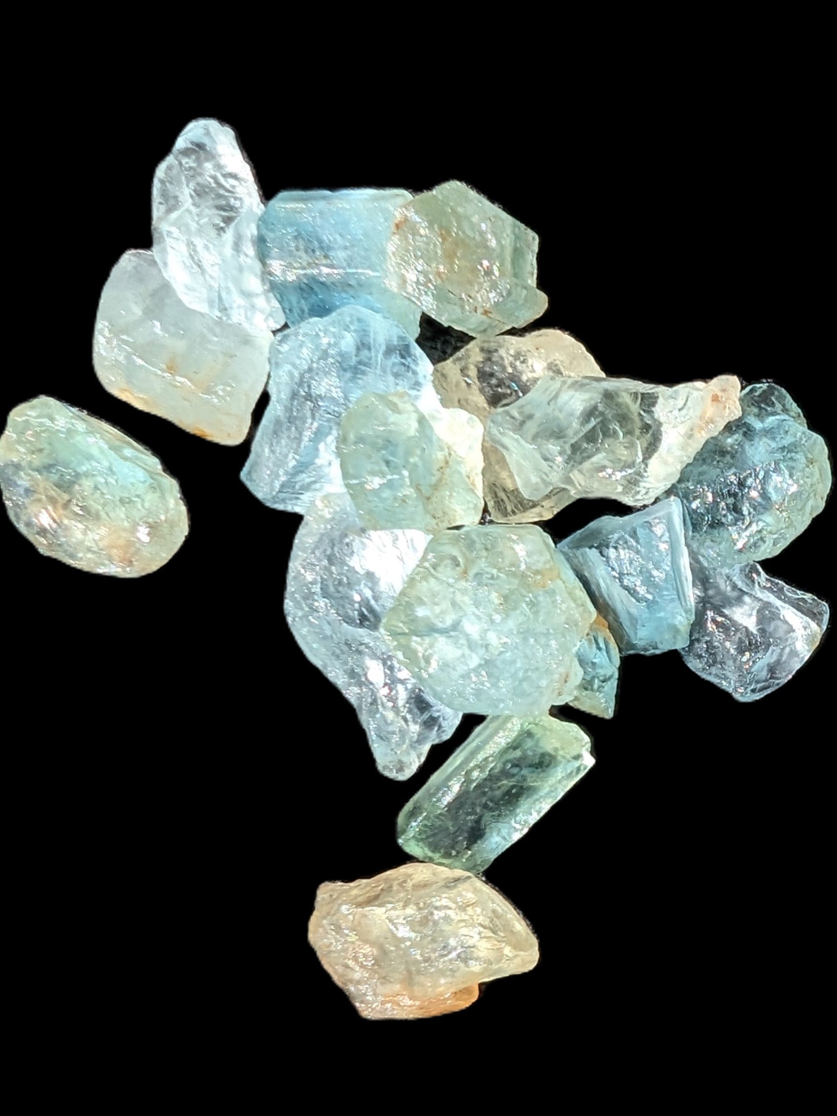 Aquamarine tiny natural crystals 6-7g Rocks and Things
