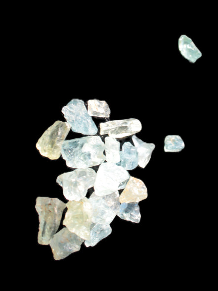 Aquamarine tiny natural crystals 6-7g Rocks and Things