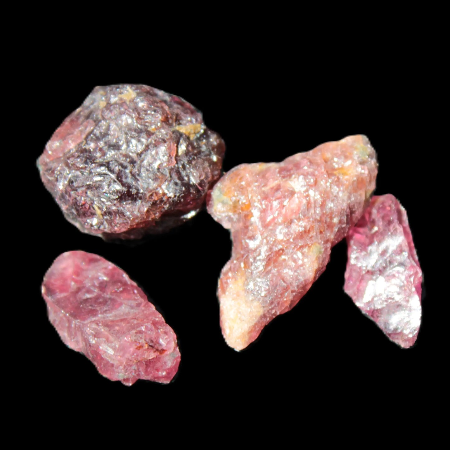 Red Garnet 3/4 crystals 9-10g Rocks and Things