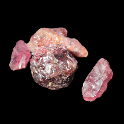 Red Garnet 3/4 crystals 9-10g Rocks and Things