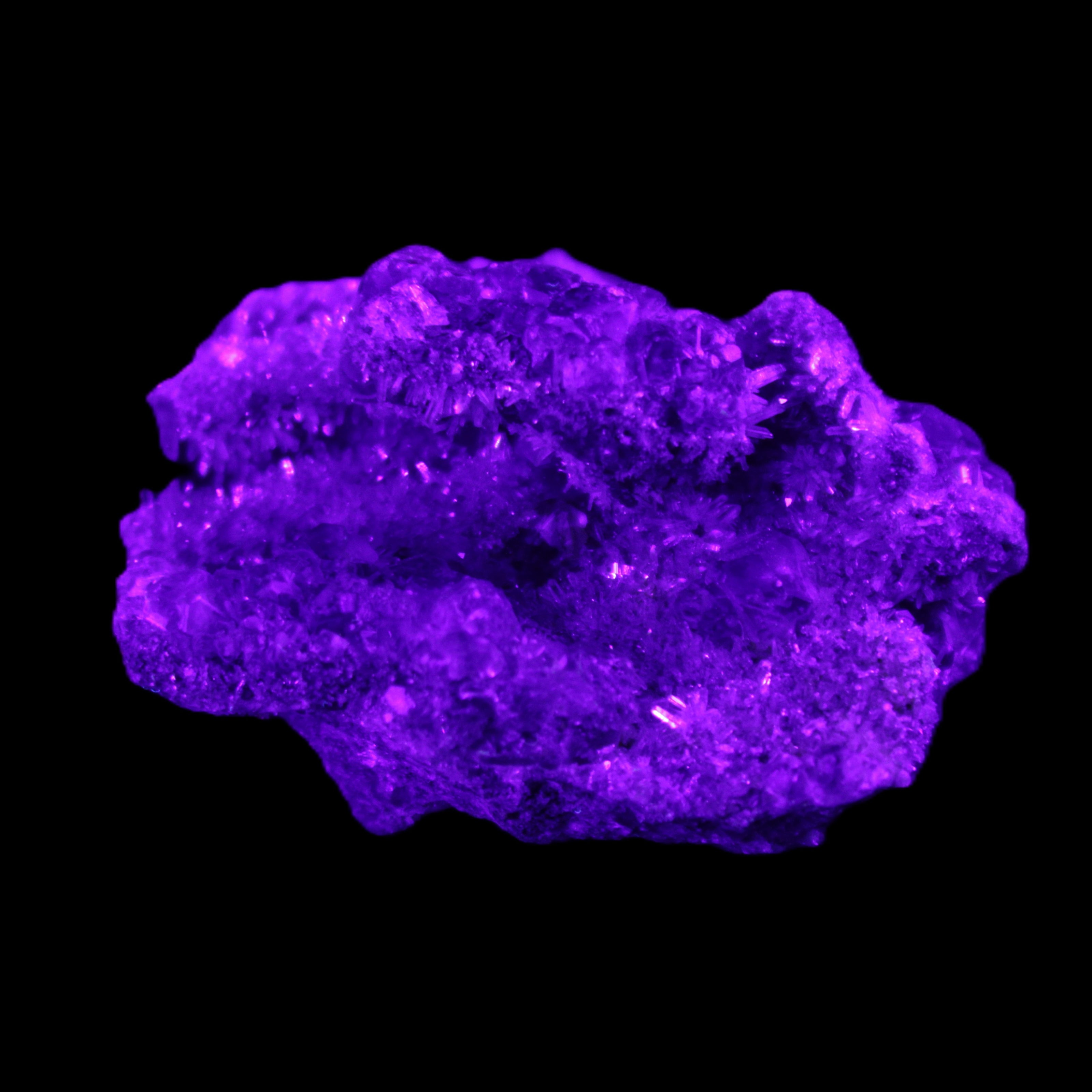 Purple Fluorite from Mongolia 25g in UV light - Rocks and Things Store